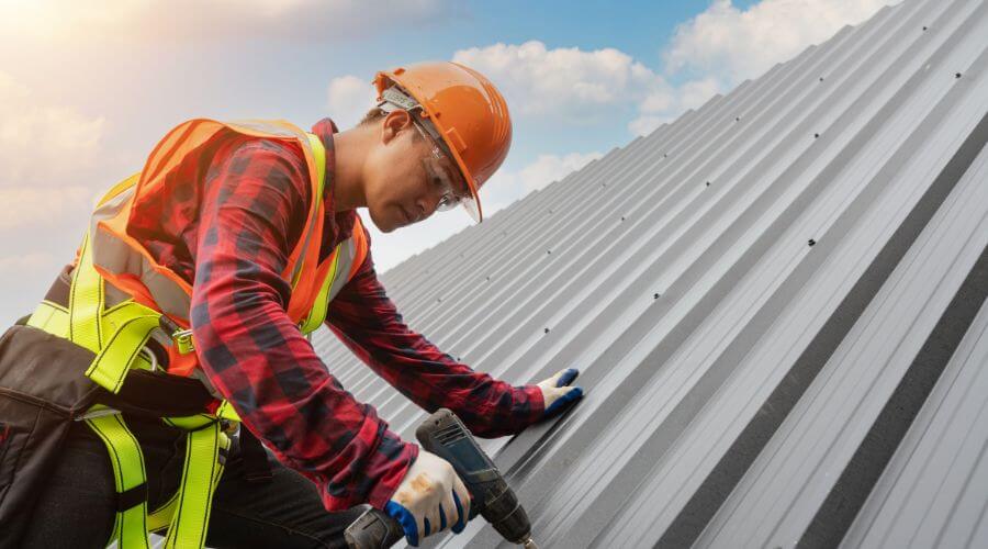 Expert top industrial roofings services in Hubbell, MI